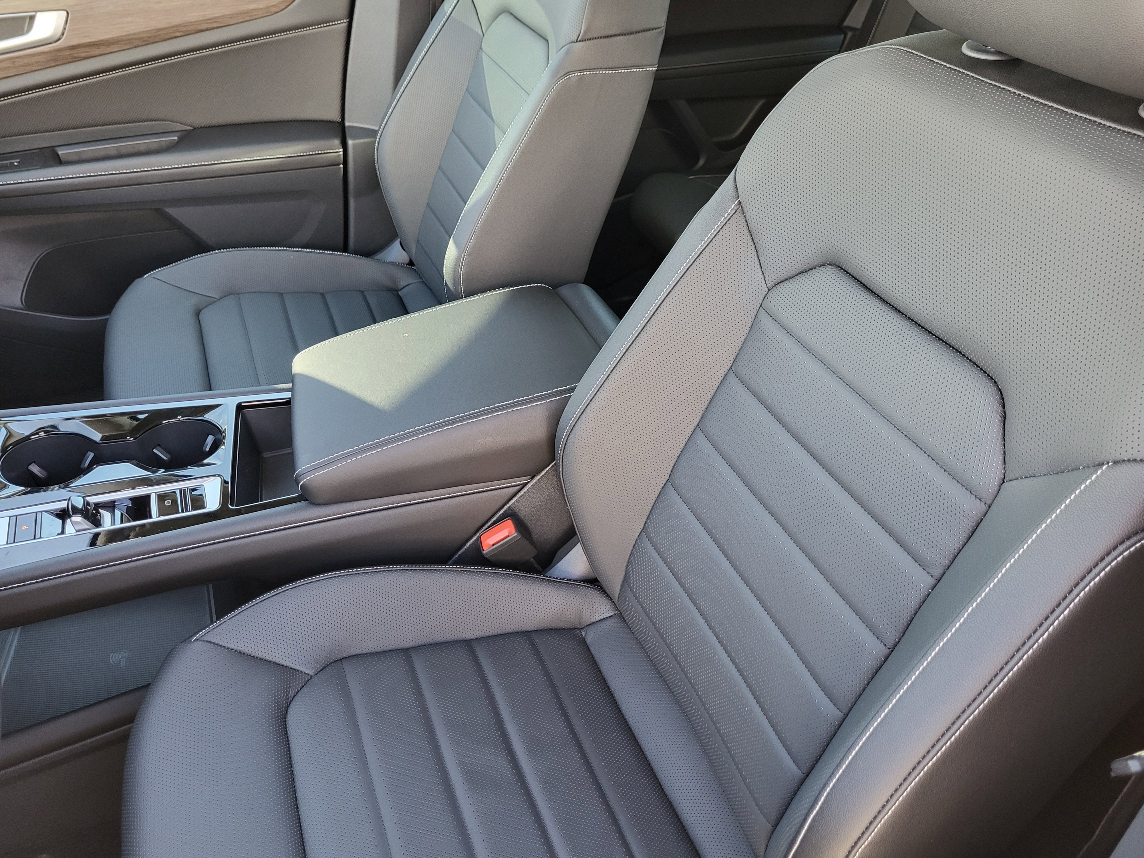 New 2026 Volkswagen Atlas SEL image 18