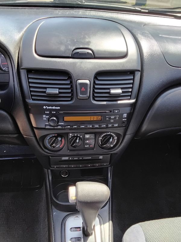 Used 2006 Nissan Sentra 1.8 S w/ (S04) 1.8S Special Editto Pkg FWD image 12