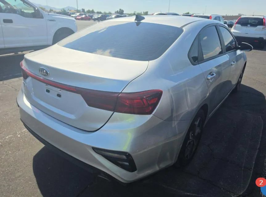 Used 2020 Kia Forte LXS FWD image 2