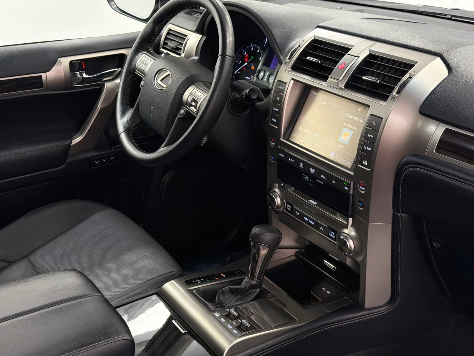 Used 2019 Lexus GX 460 AWD/4WD image 11