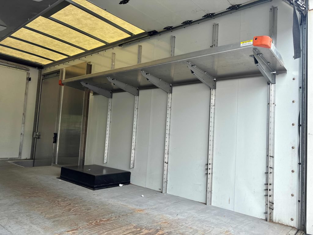 Used 2022 Ford E-450 and Econoline 450 Super Duty RWD image 20