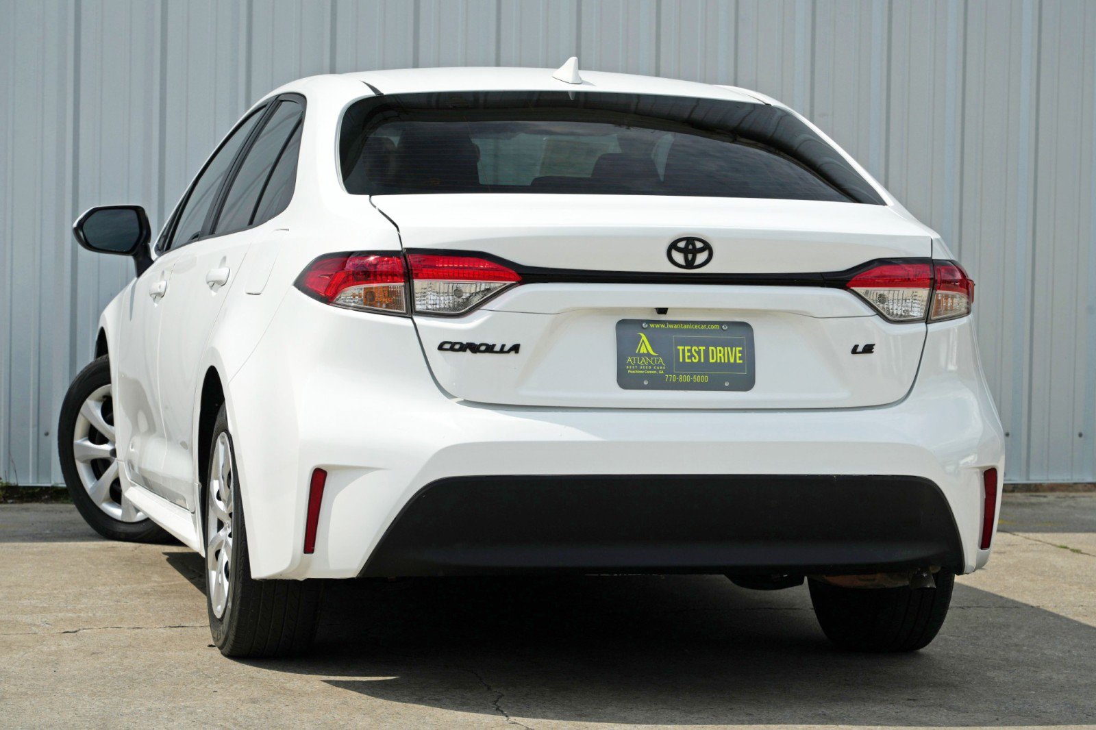 Used 2024 Toyota Corolla LE image 4