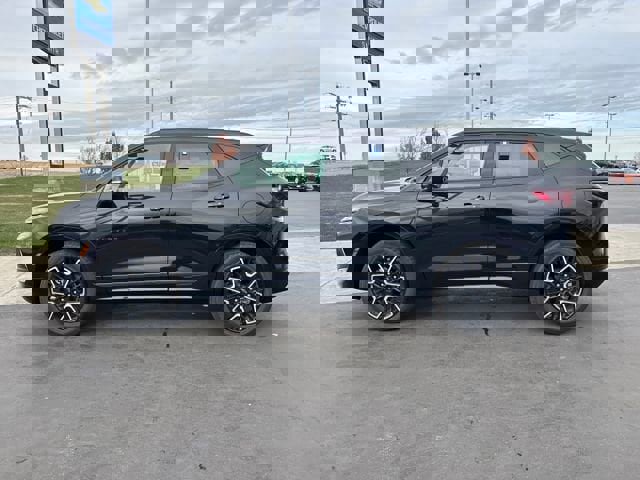 New 2025 Chevrolet Blazer RS w/ Driver Confidence II Package image 6