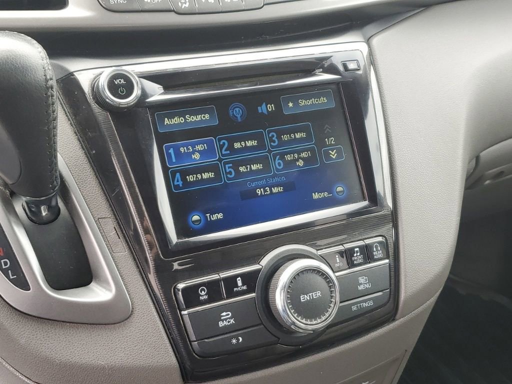 Used 2016 Honda Odyssey Touring Elite image 20