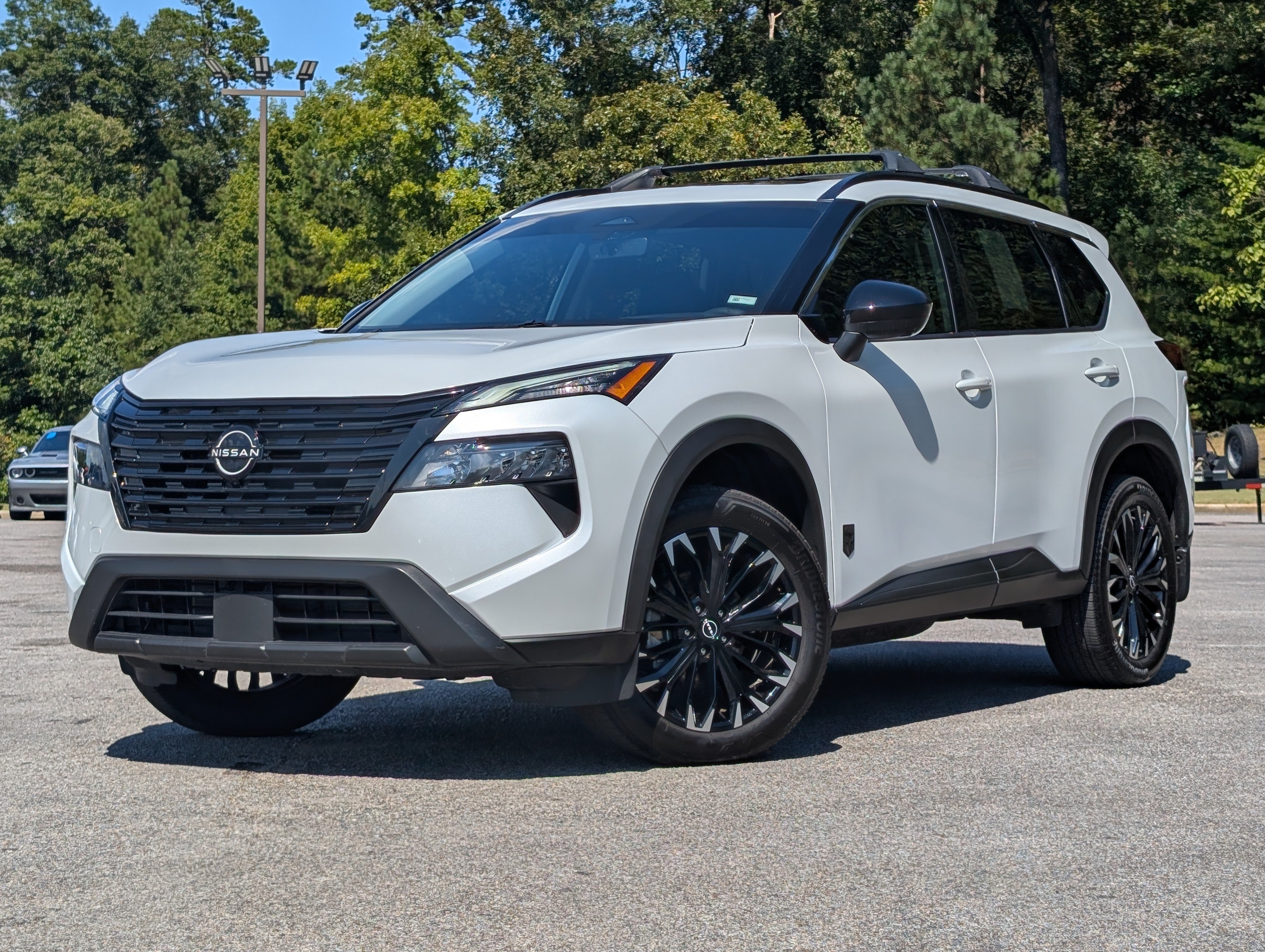 Used 2026 Nissan Rogue Dark Armor FWD image 4
