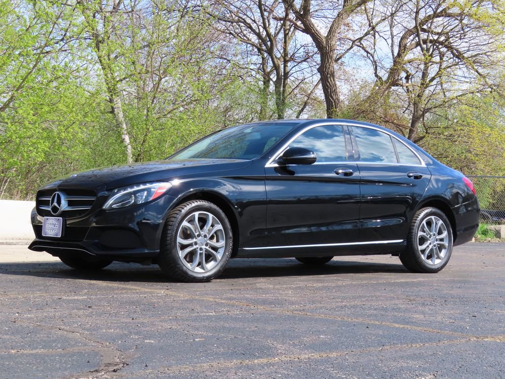 Used 2017 Mercedes-Benz C 300 4MATIC Sedan image 21