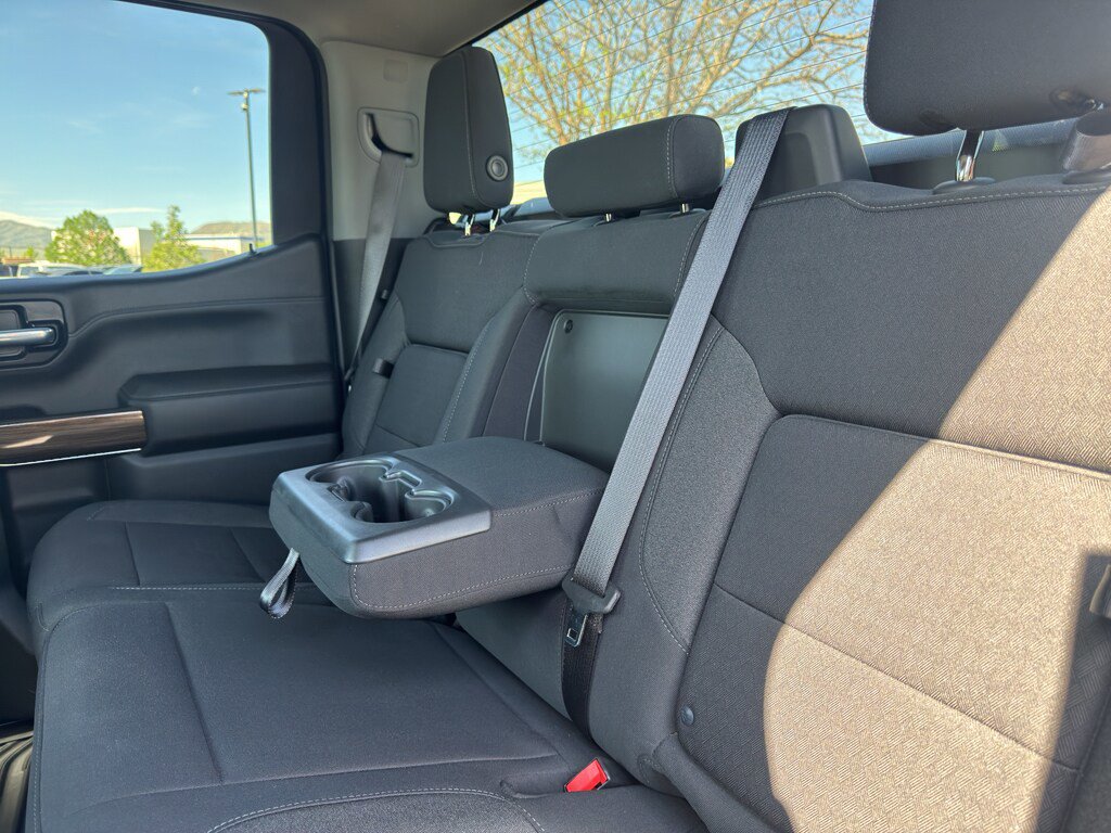 Used 2022 Chevrolet Silverado 1500 RST w/ Z71 Off-Road Package AWD/4WD image 8