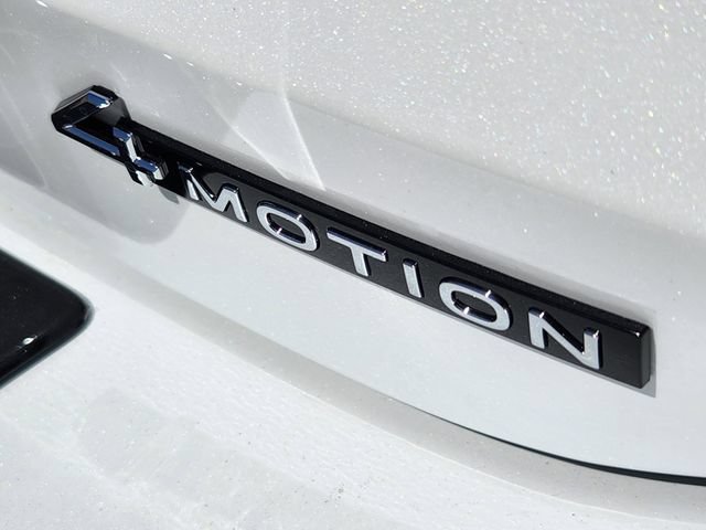New 2026 Volkswagen Tiguan SE R-Line AWD/4WD image 10