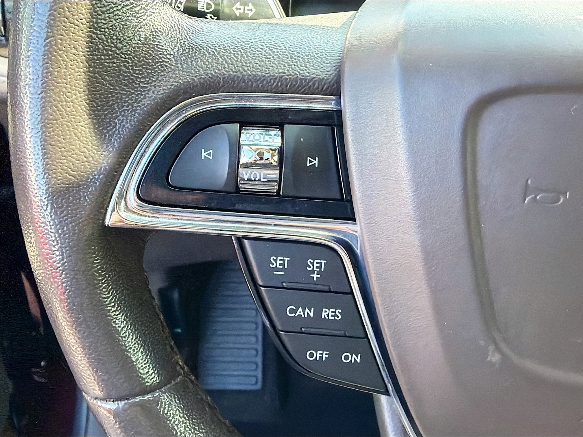 Used 2021 Lincoln Nautilus FWD image 35