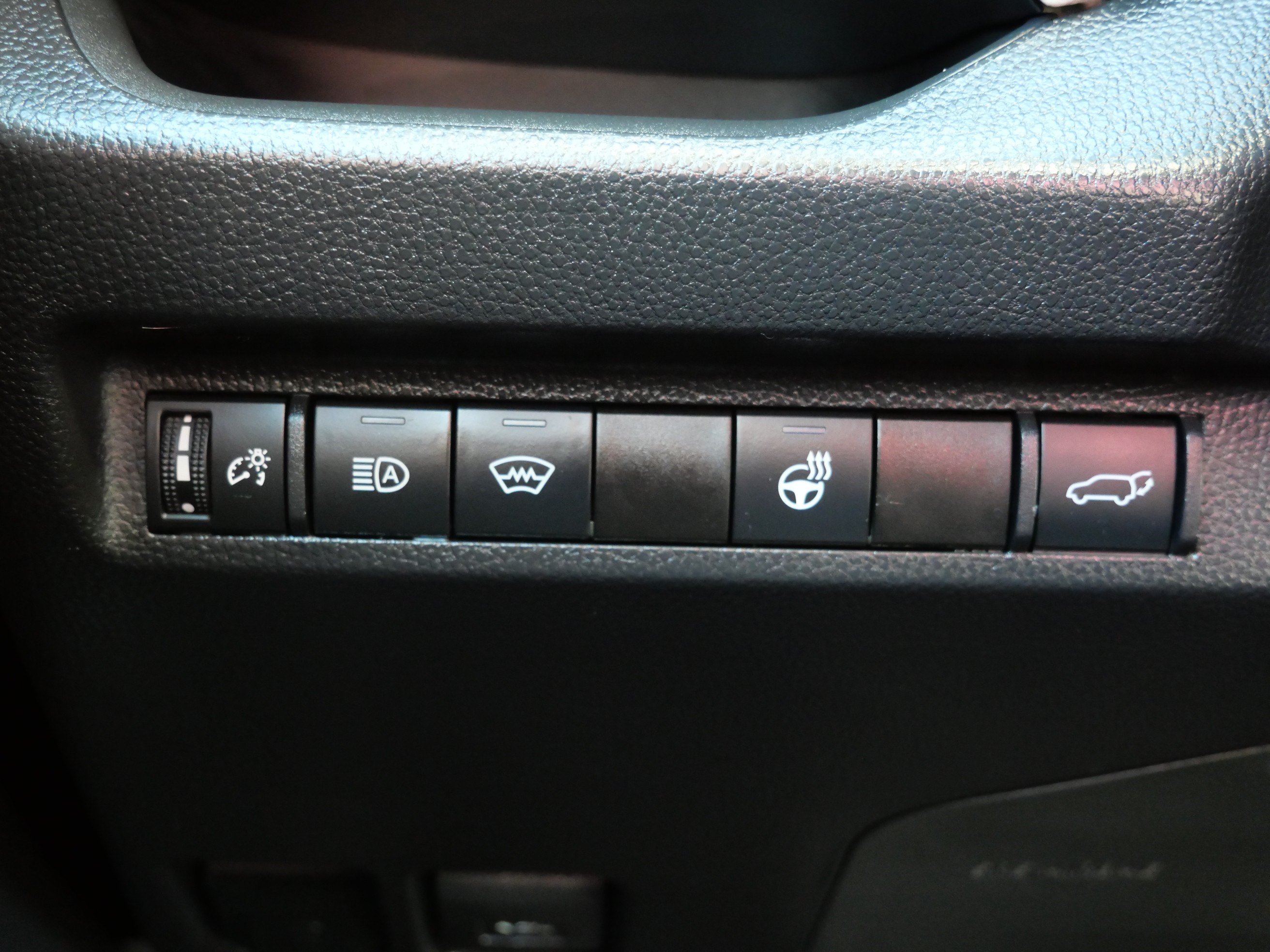 Used 2023 Toyota RAV4 XLE w/ Convenience Package AWD/4WD image 26