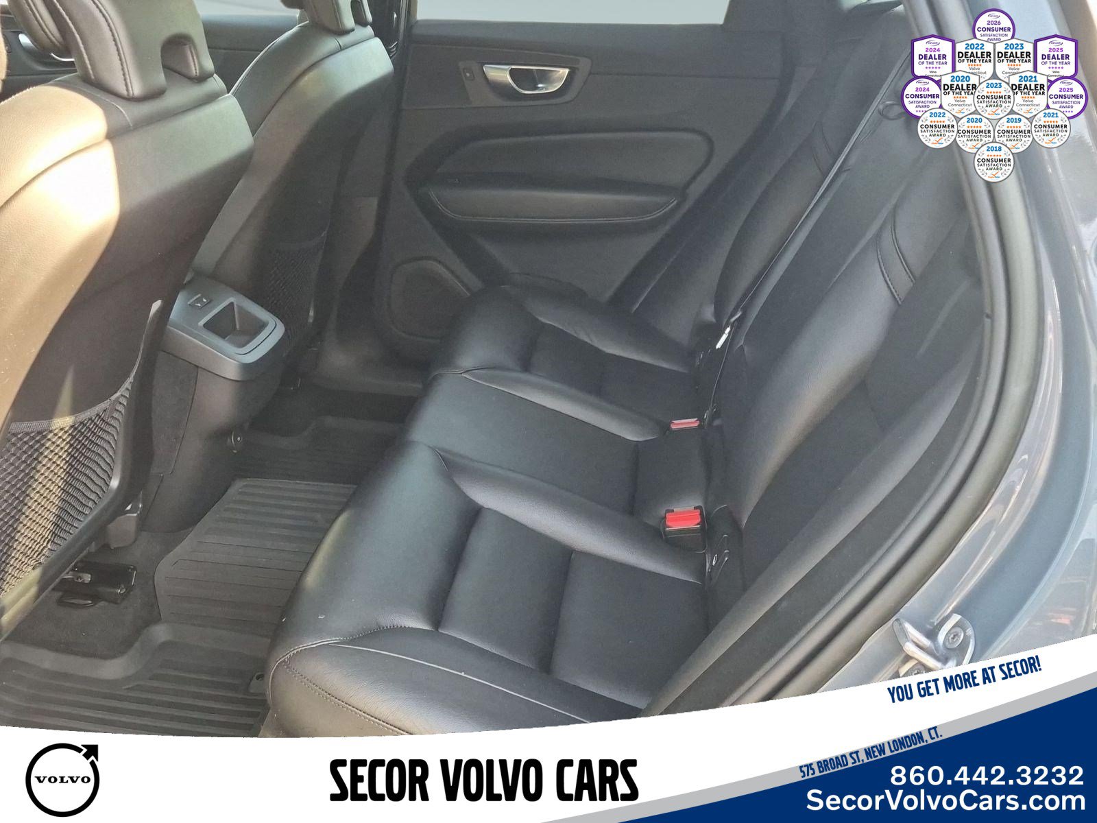 Used 2023 Volvo XC60 B5 Core w/ Climate Package AWD/4WD image 20