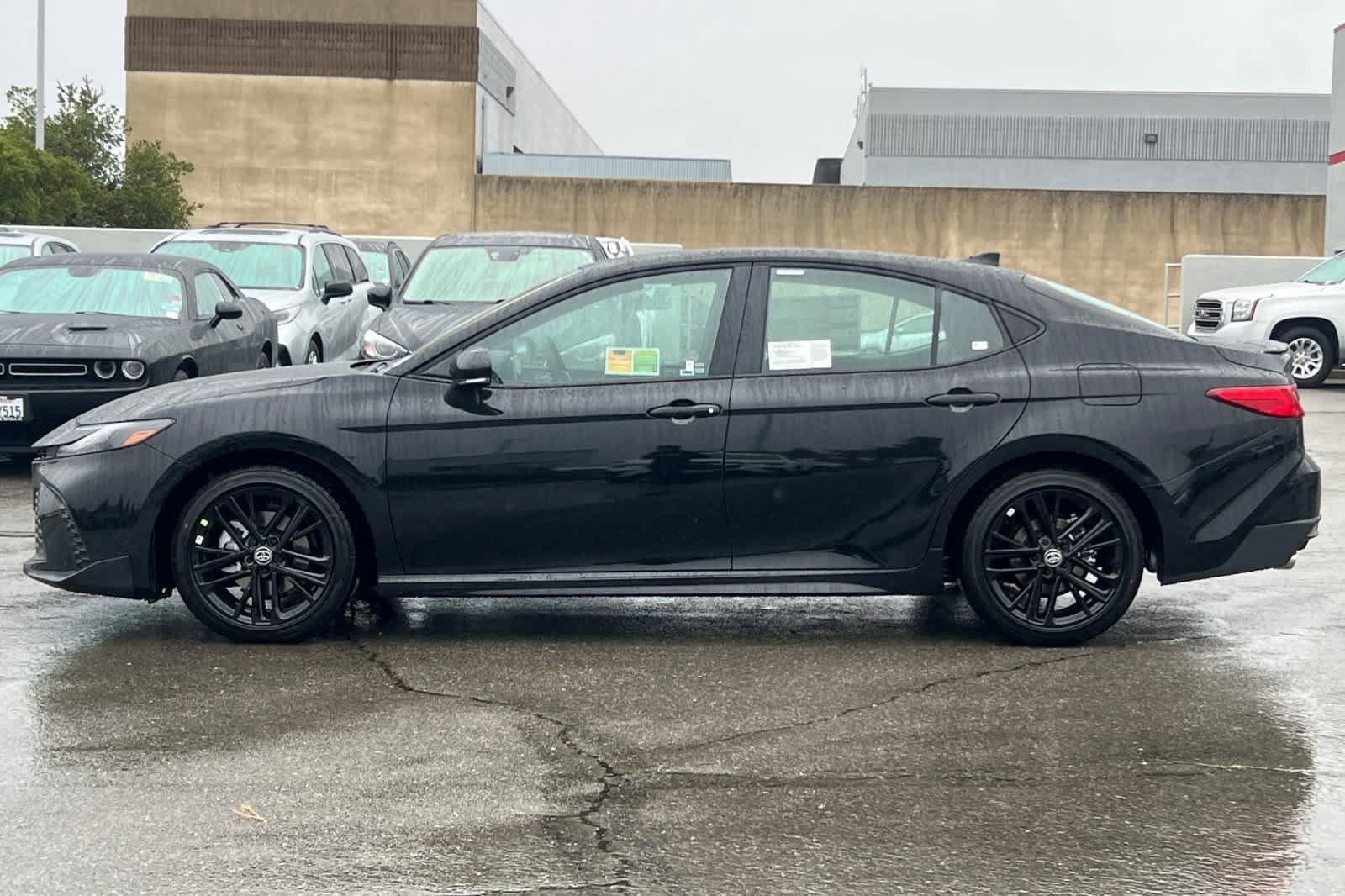 New 2026 Toyota Camry SE FWD image 5