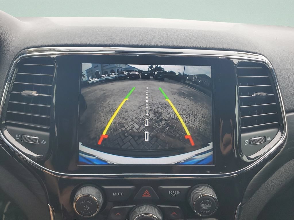 Used 2021 Jeep Grand Cherokee Laredo X RWD image 17