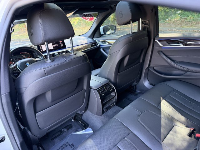 Used 2021 BMW 530i xDrive w/ Convenience Package AWD/4WD image 28