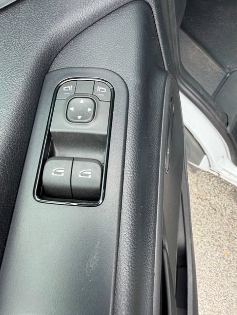 Used 2026 Mercedes-Benz Sprinter 2500 image 13