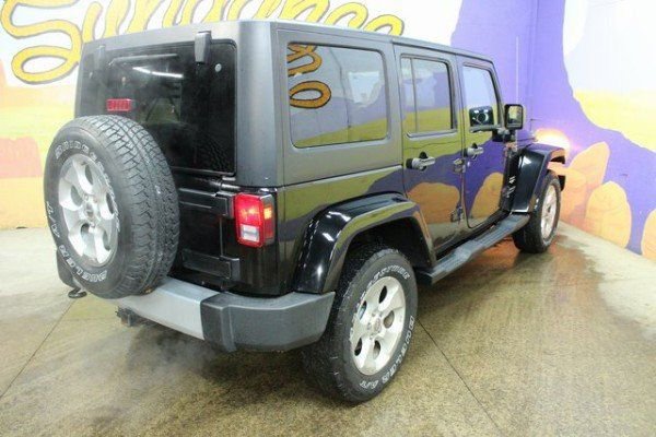 Used 2015 Jeep Wrangler Unlimited Sahara w/ Max Tow Package image 4
