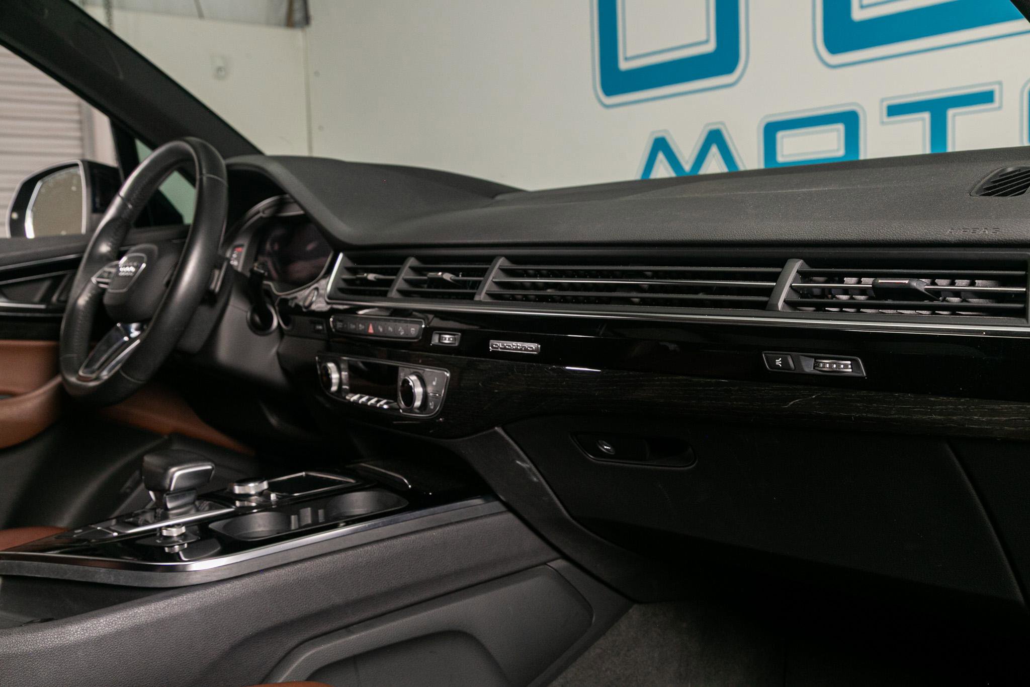 Used 2019 Audi Q7 3.0T Prestige AWD/4WD image 33