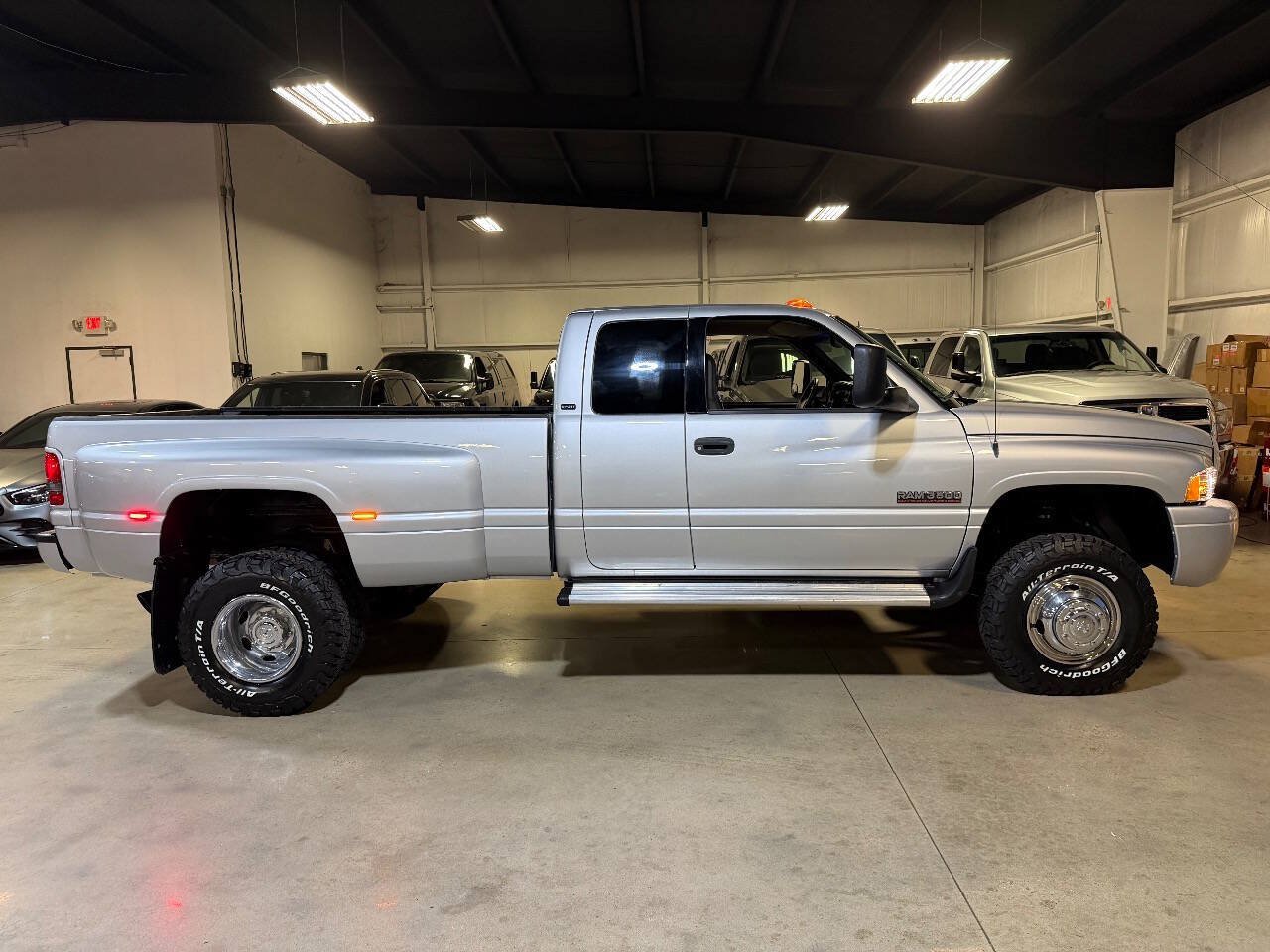 Used 2001 Dodge Ram 3500 Truck 4x4 Quad Cab image 14