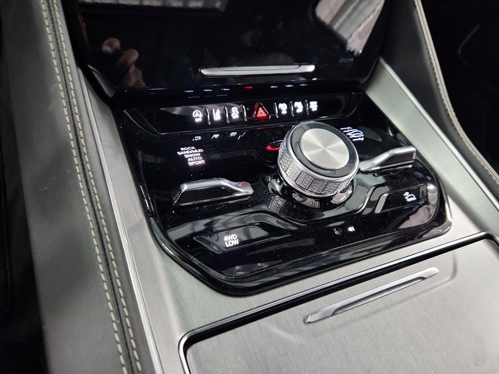 New 2026 Jeep Grand Wagoneer L Limited image 13