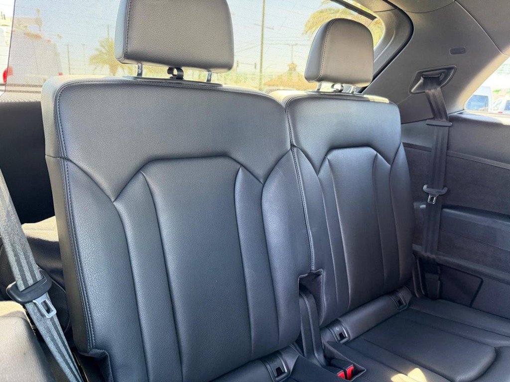 Used 2019 Audi Q7 3.0T Prestige AWD/4WD image 45
