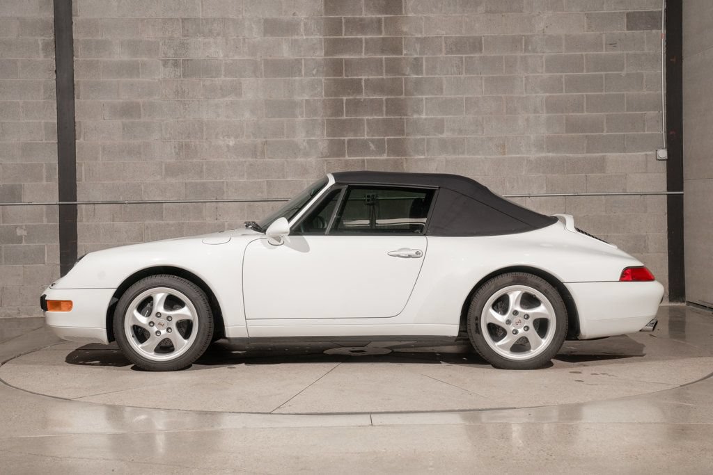 Used 1995 Porsche 911 Cabriolet image 11