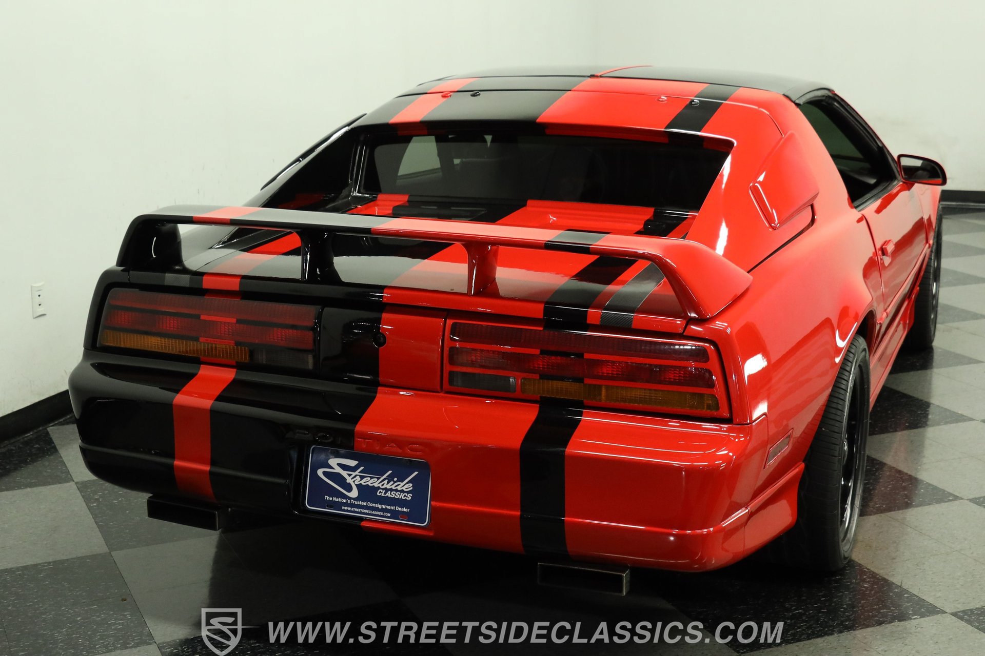 Used 1989 Pontiac Firebird Trans Am RWD image 10