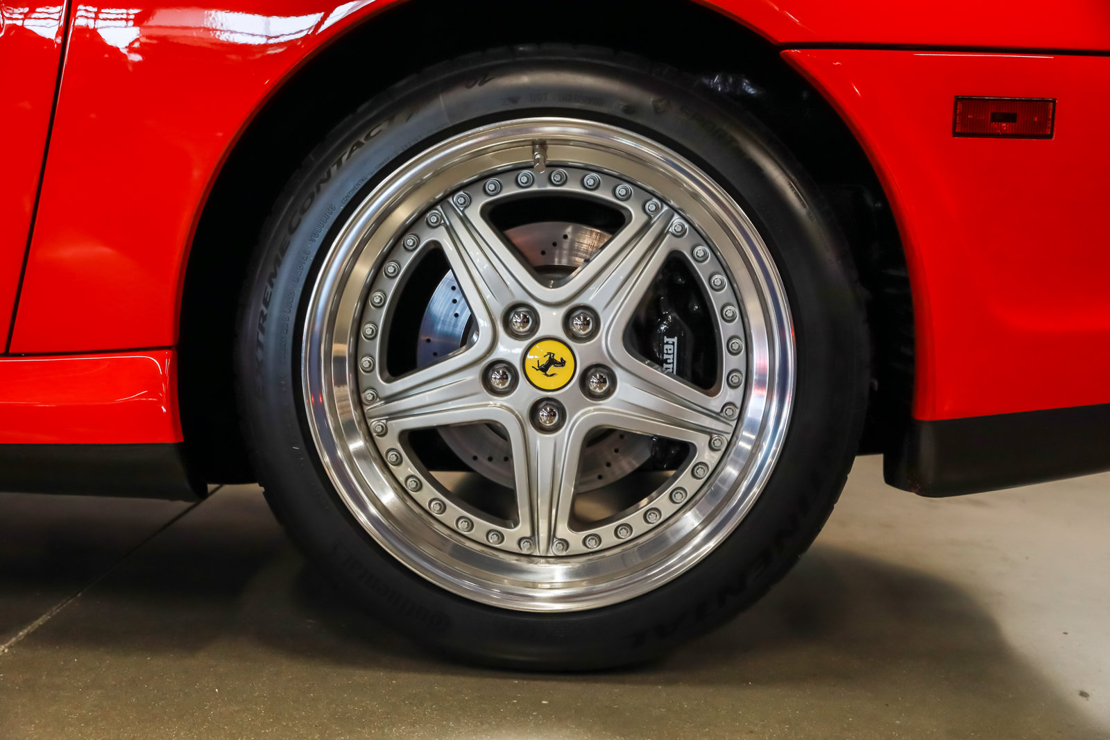 Used 2000 Ferrari 550 Maranello Coupe RWD image 18