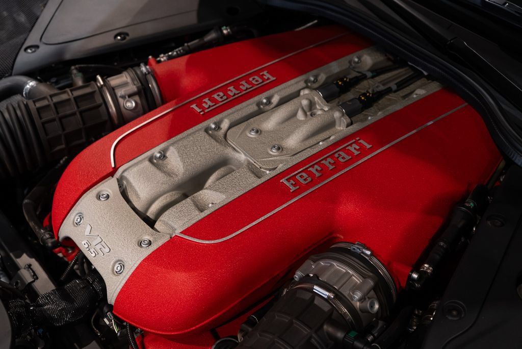 Certified 2022 Ferrari 812 GTS RWD image 19