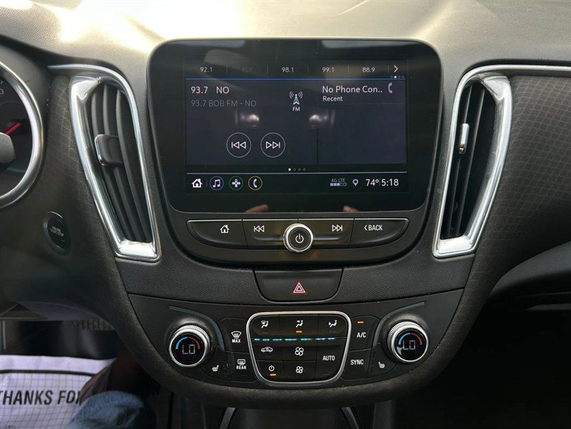 Used 2019 Chevrolet Malibu LT FWD image 14