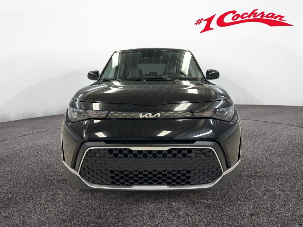 Used 2023 Kia Soul LX image 27
