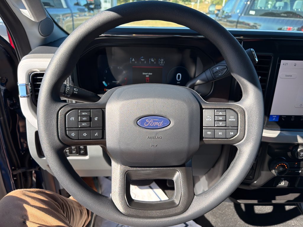 New 2027 Ford F250 XLT w/ XLT Premium Package AWD/4WD image 17