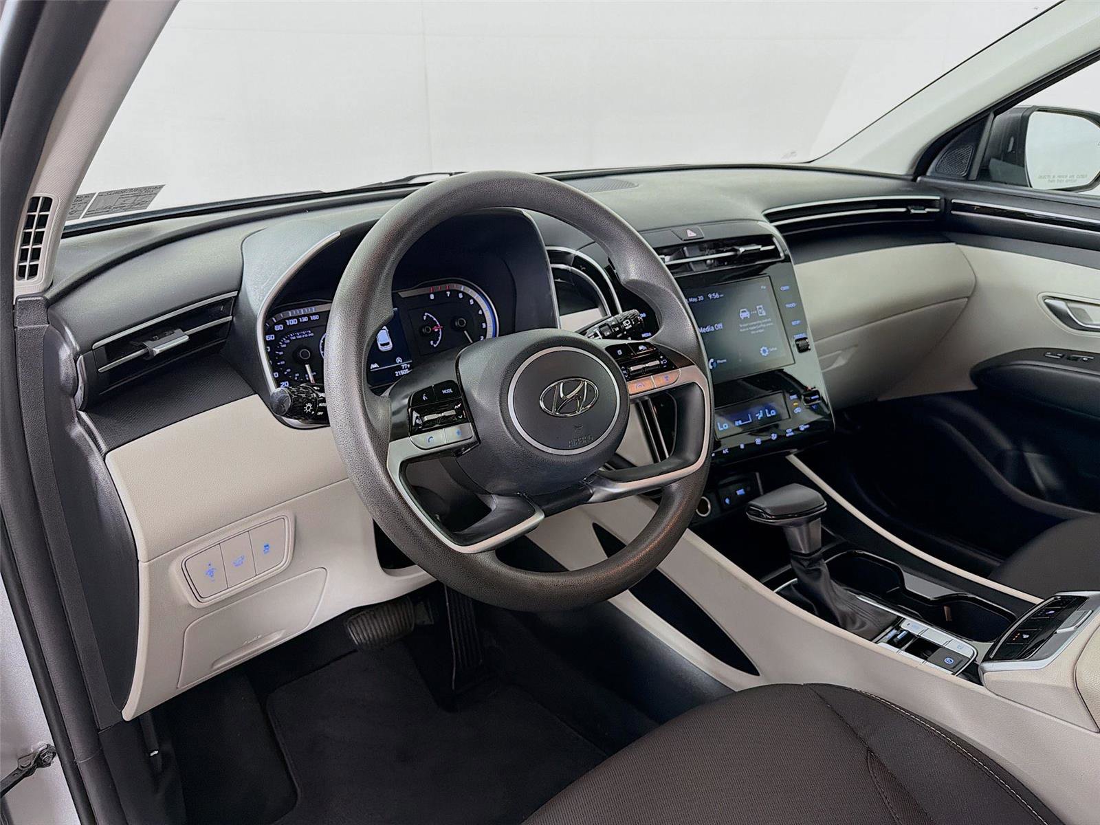 Used 2024 Hyundai Tucson SEL AWD/4WD image 9