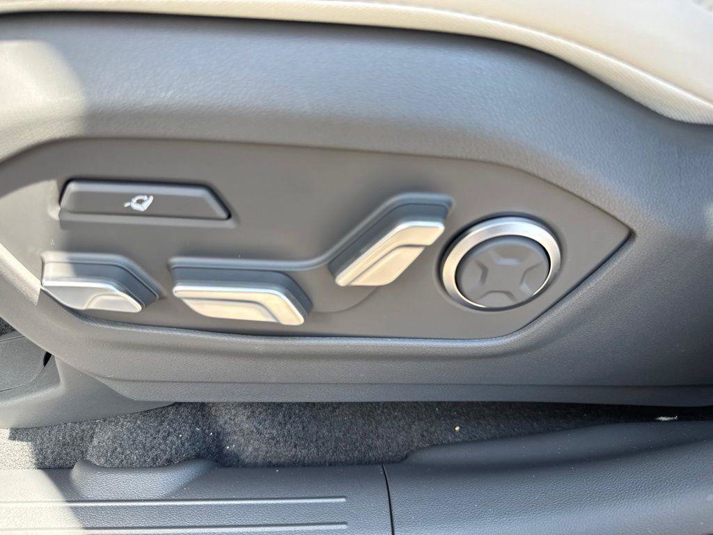 New 2026 Hyundai Santa Fe Calligraphy AWD/4WD image 11