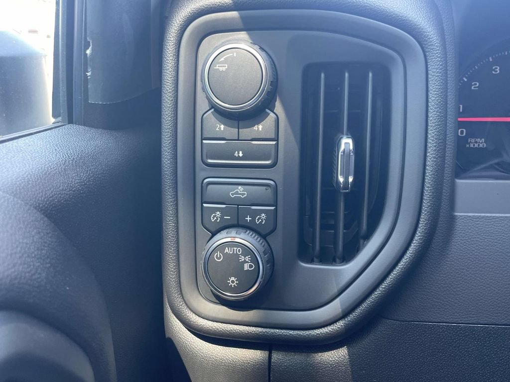 New 2026 Chevrolet Silverado 2500 W/T w/ WT Convenience Package AWD/4WD image 26