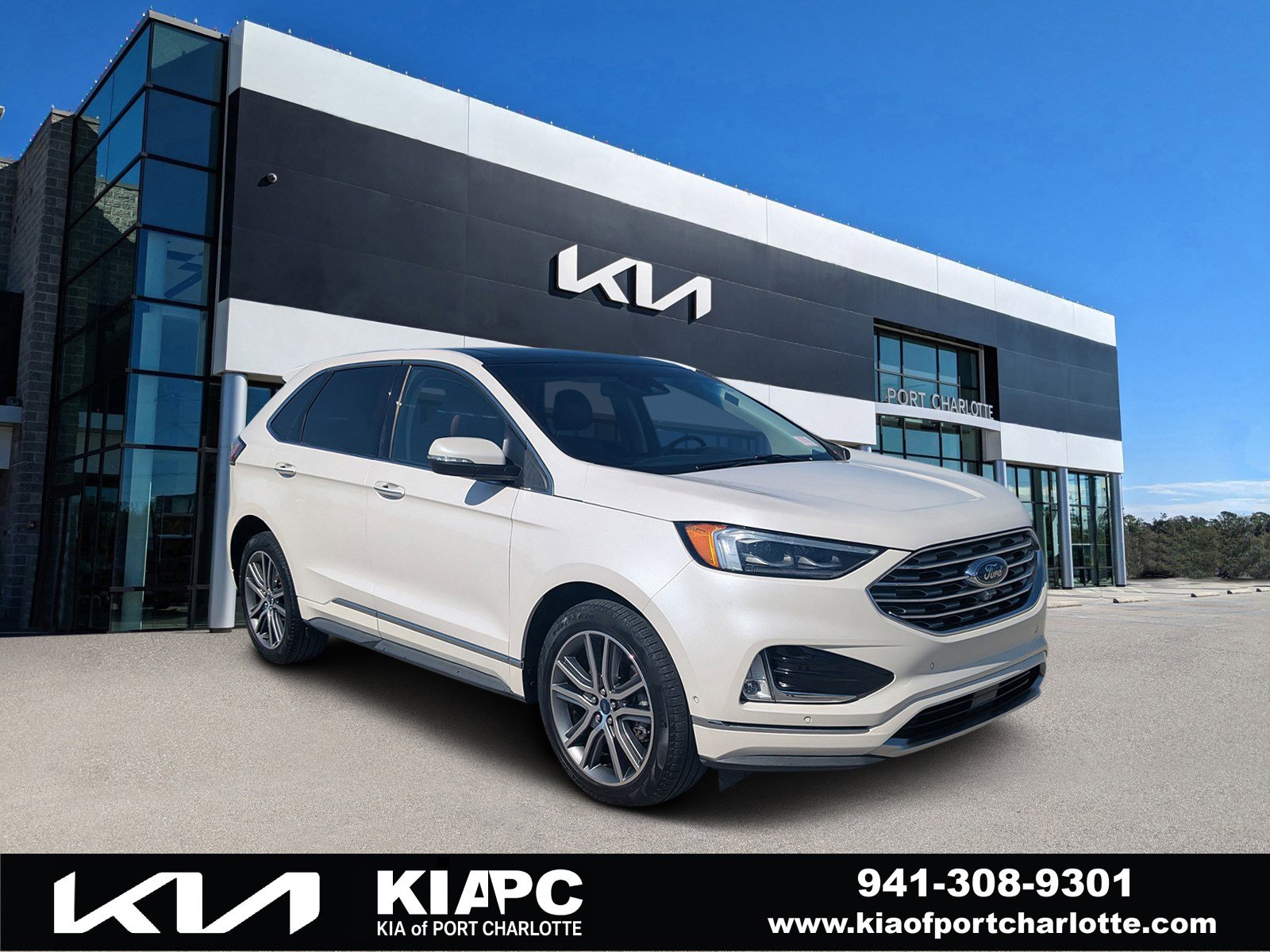 Used 2019 Ford Edge Titanium w/ Equipment Group 301A image 1