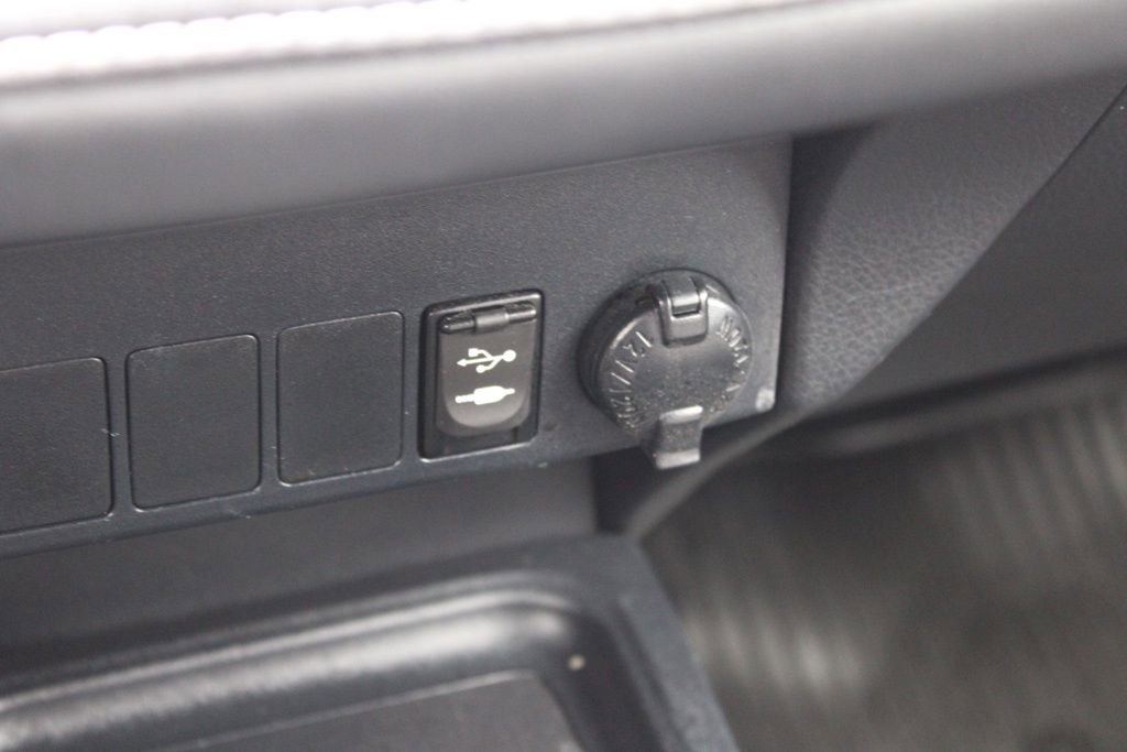 Used 2016 Toyota RAV4 XLE image 42