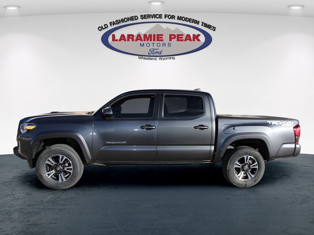 Used 2019 Toyota Tacoma TRD Sport image 8