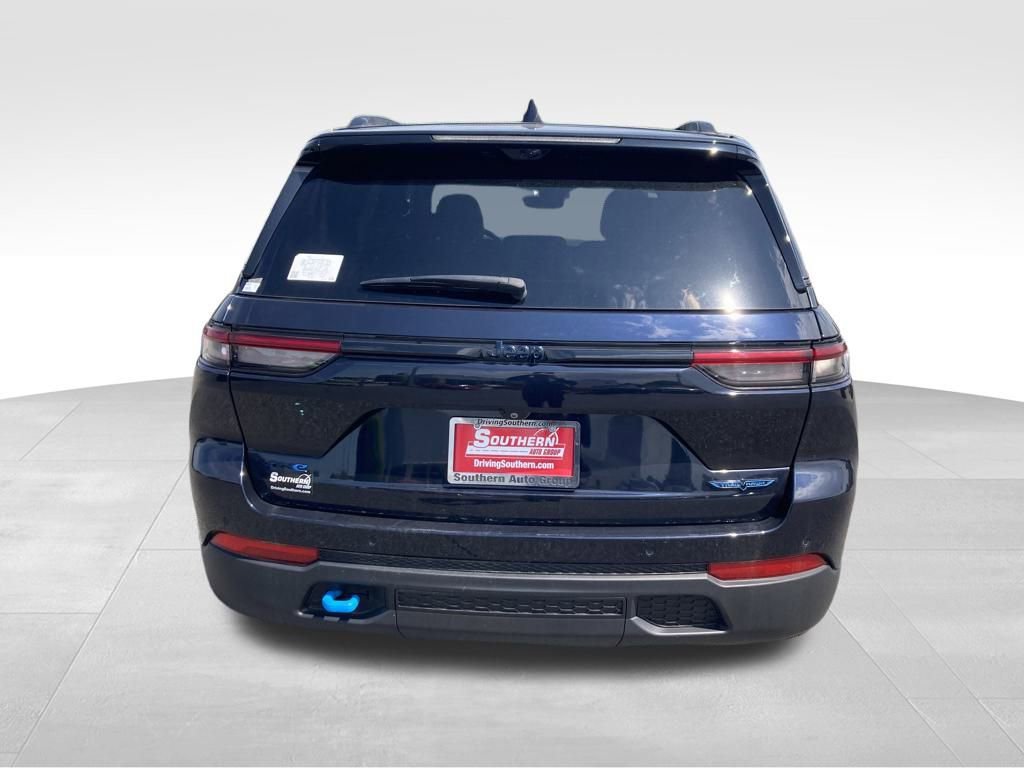 New 2024 Jeep Grand Cherokee Trailhawk w/ Advanced Protech Group II image 4