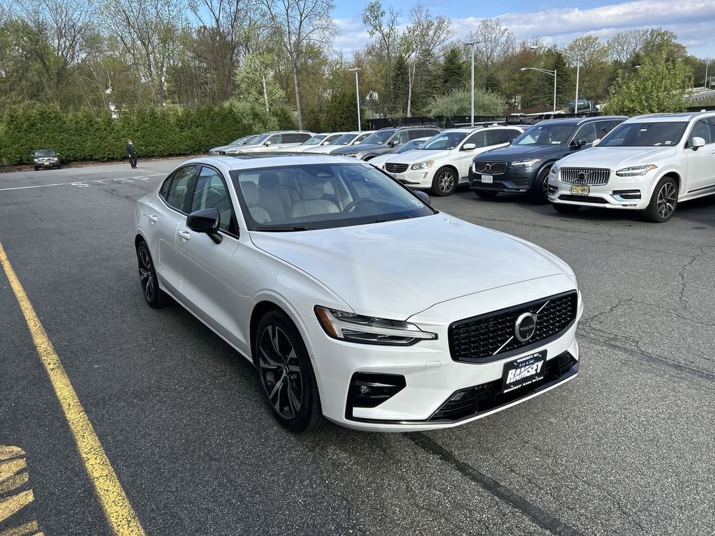Certified 2025 Volvo S60 B5 Plus FWD image 2