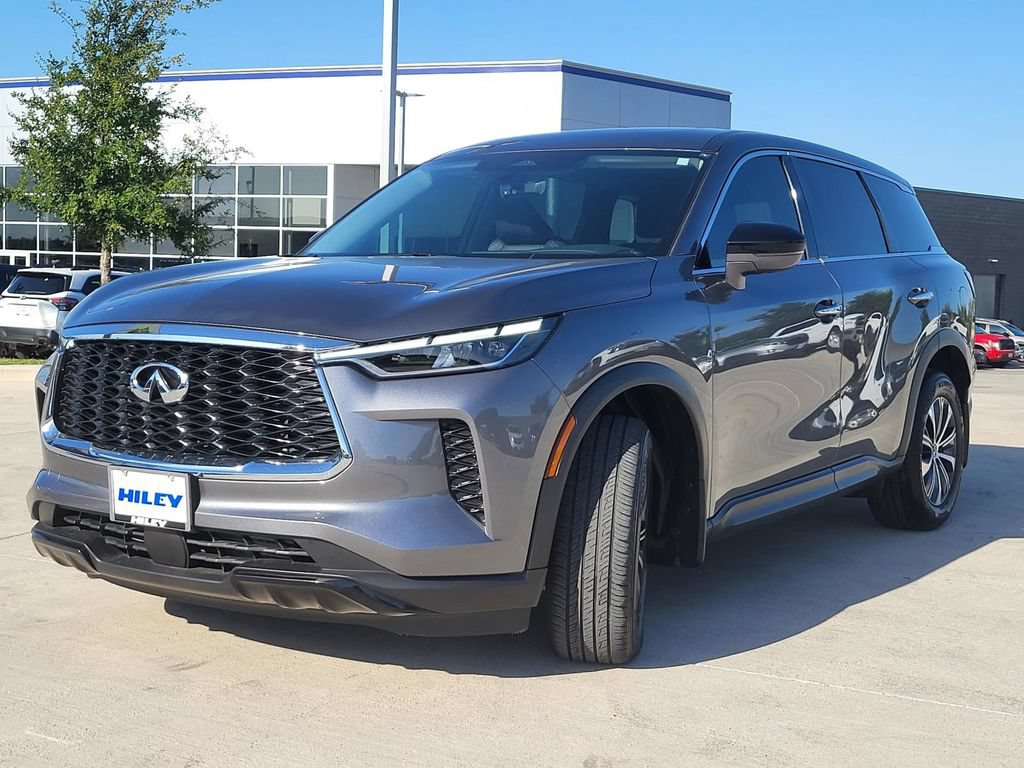 Used 2025 INFINITI QX60 Pure FWD image 2