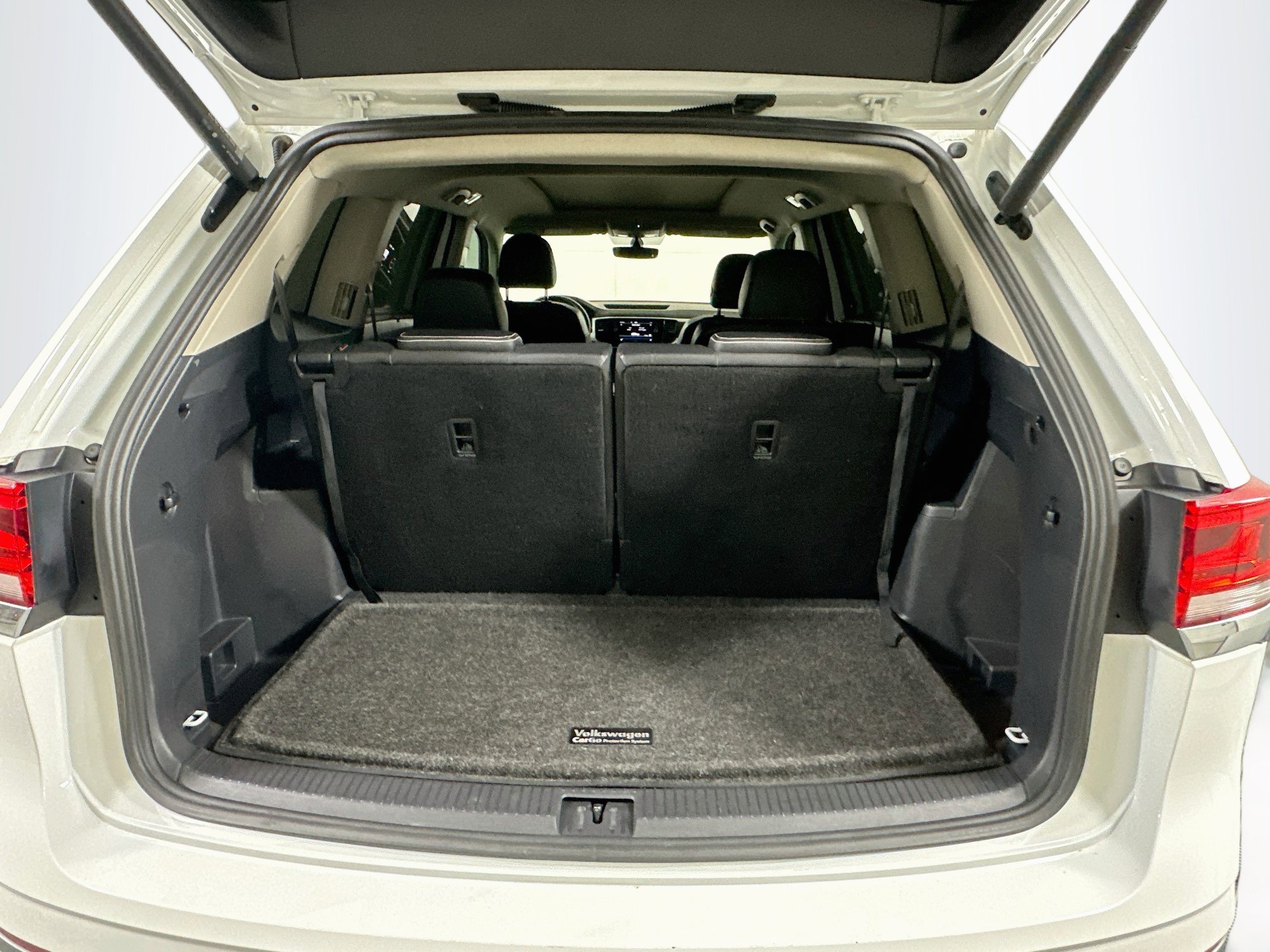 Used 2023 Volkswagen Atlas SE w/ Panoramic Sunroof Package AWD/4WD image 30