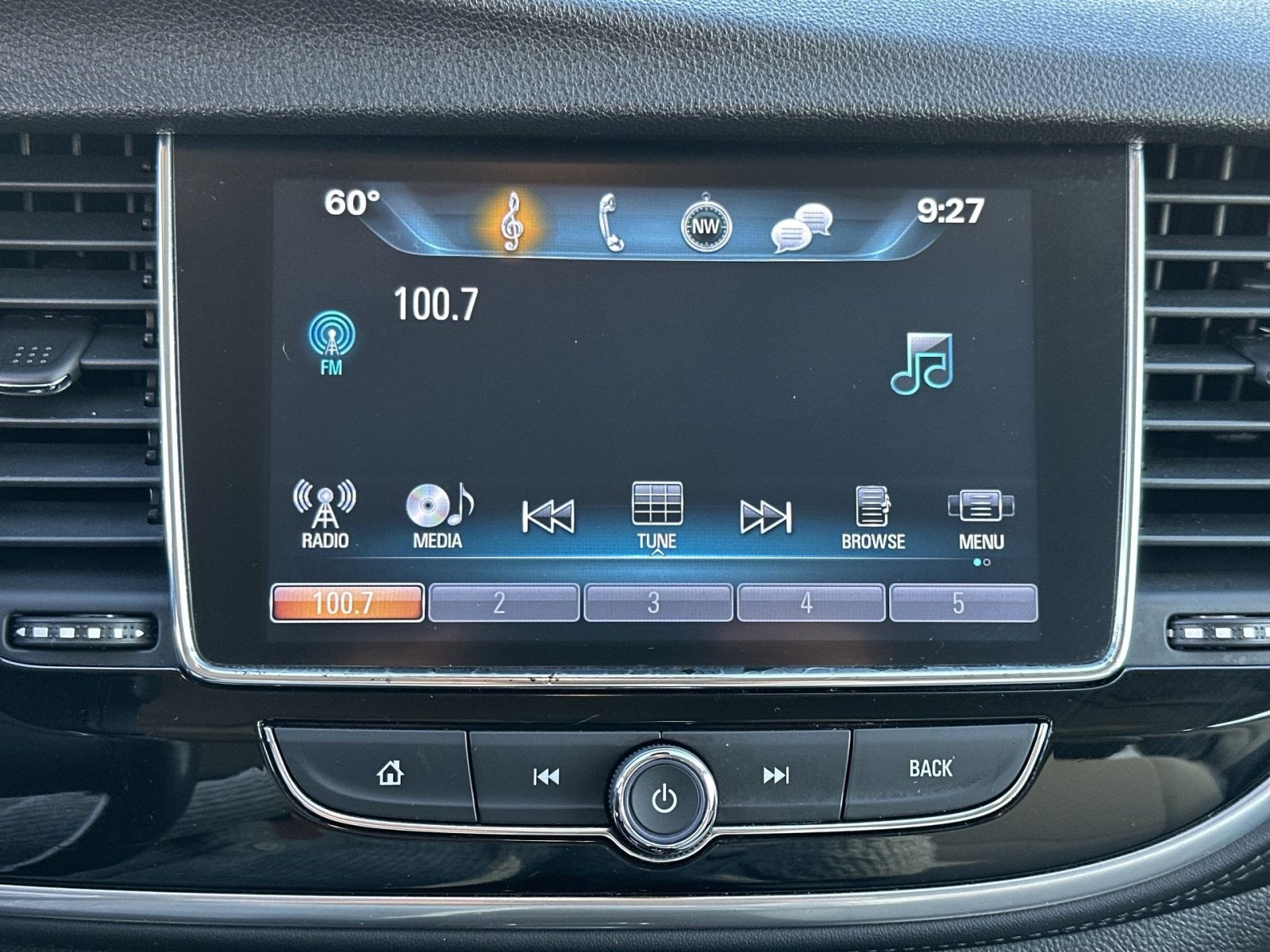 Used 2020 Buick Encore Preferred w/ Safety Package FWD image 19
