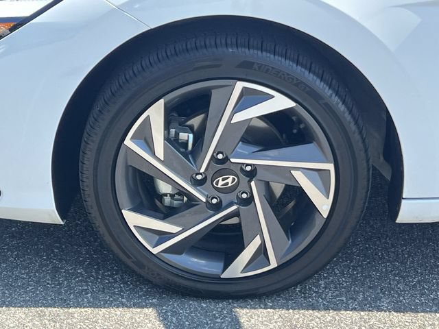 Certified 2025 Hyundai Elantra SEL FWD image 45