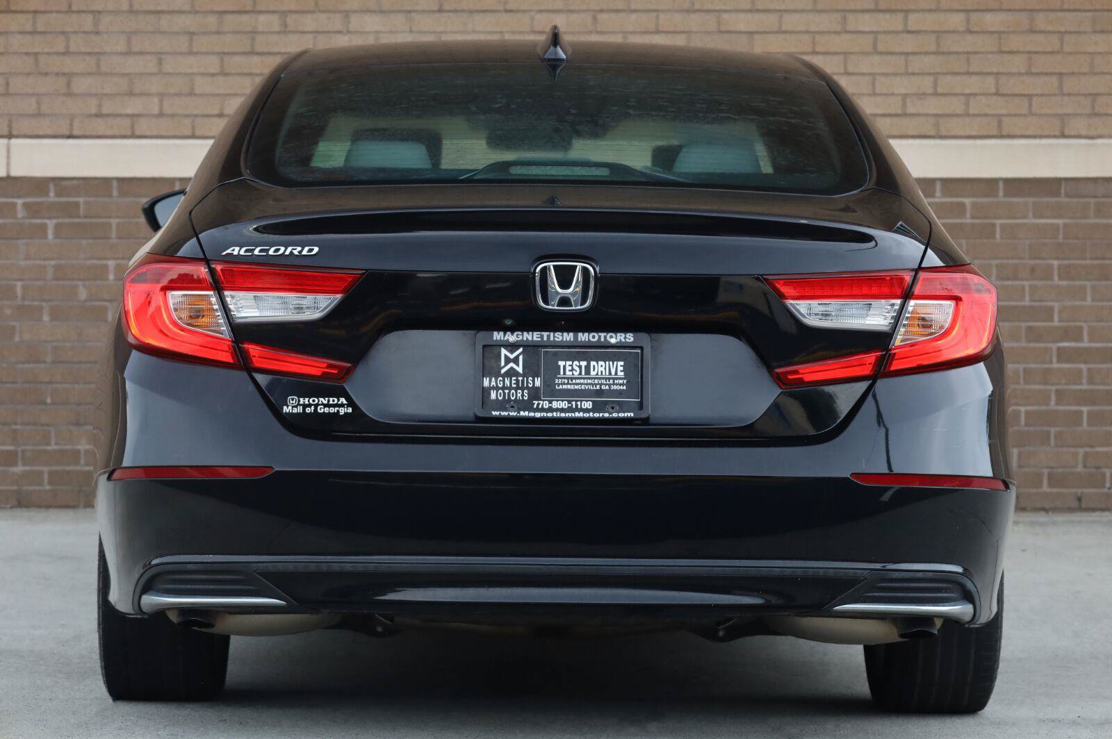 Used 2018 Honda Accord LX image 9