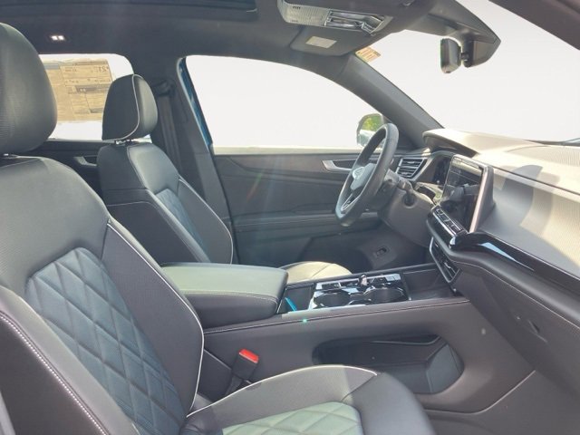 New 2025 Volkswagen Atlas SEL image 14