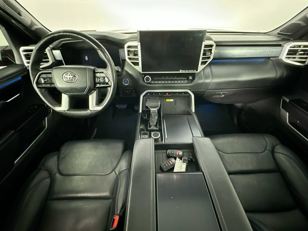 Used 2024 Toyota Sequoia Platinum AWD/4WD image 10
