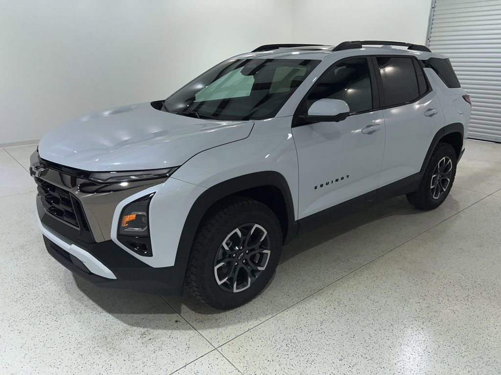 New 2026 Chevrolet Equinox ACTIV image 1