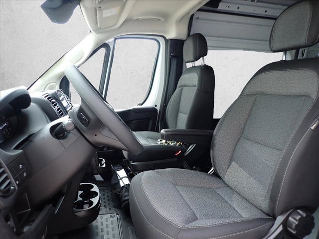 New 2026 RAM ProMaster 2500 w/ Convenience Group FWD image 11
