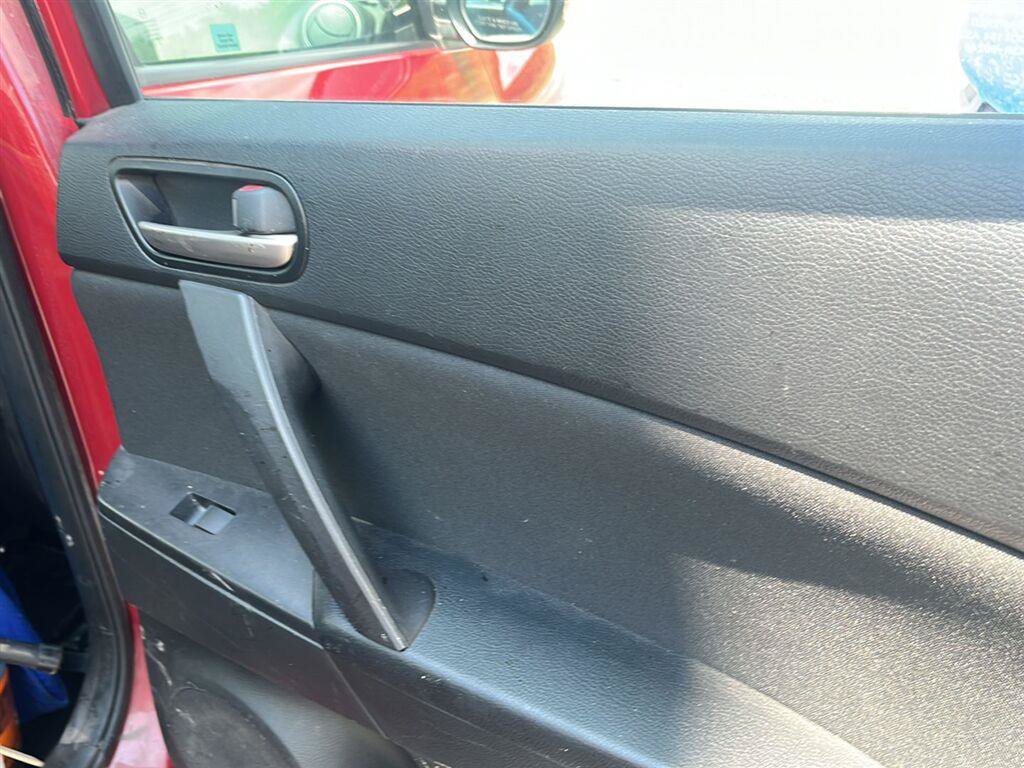 Used 2013 MAZDA MAZDA3 i Touring FWD image 10
