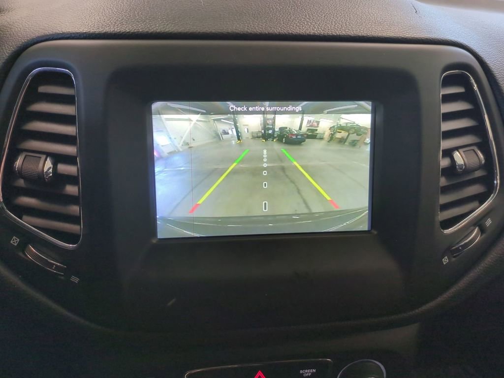 Used 2020 Jeep Compass Latitude w/ Cold Weather Group image 26